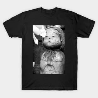 Jizo Statue 2 T-Shirt